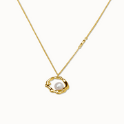 Luna Pearl Pendant Necklace