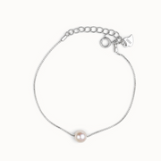 Lunavelle Pearl Thread Bracelet