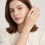 Lunavelle Pearl Thread Bracelet